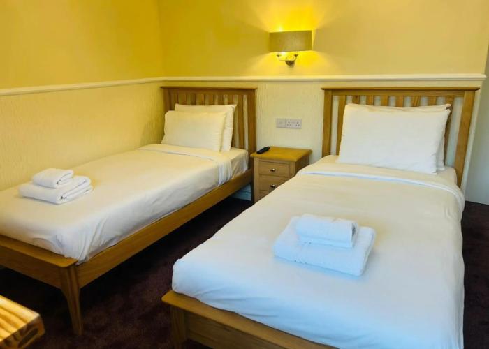 Rothwell House Hotel .