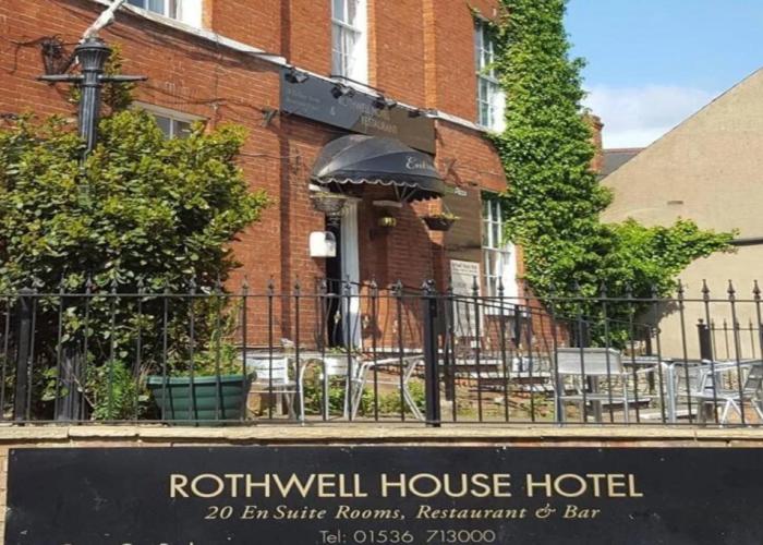 Rothwell House Hotel .