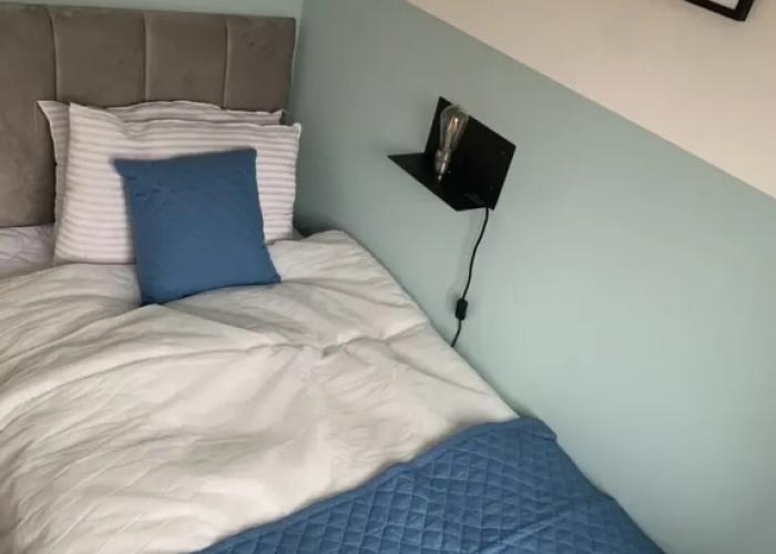4 bedroom worker property parking