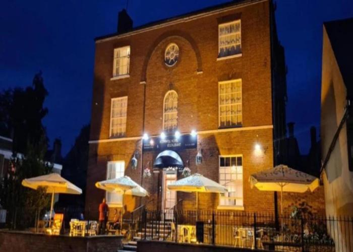 Rothwell House Hotel .