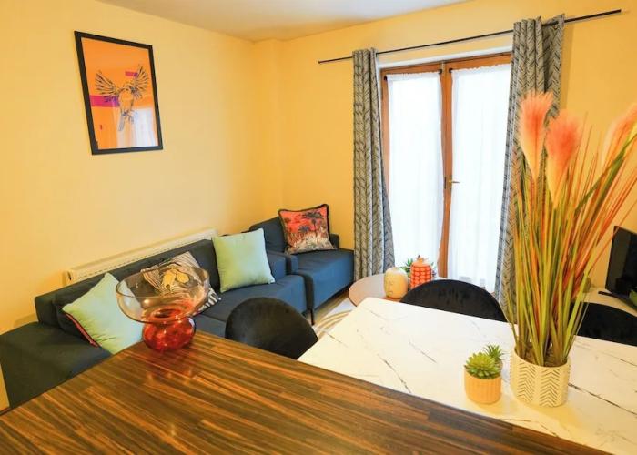 Beautiful 2-bedroom Apartment in Kettering