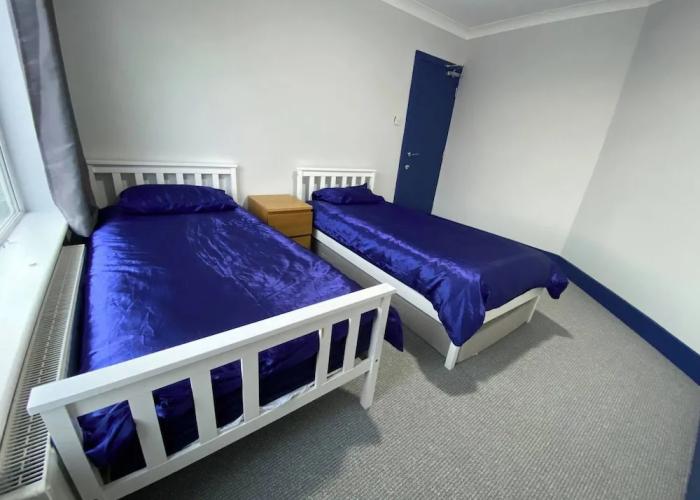 3 Room Apartment - Twins-double