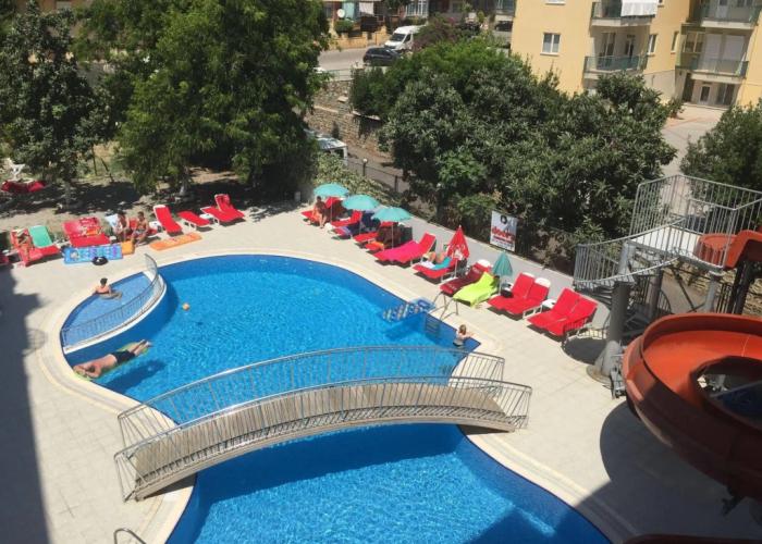 Rose Garden Apart Hotel