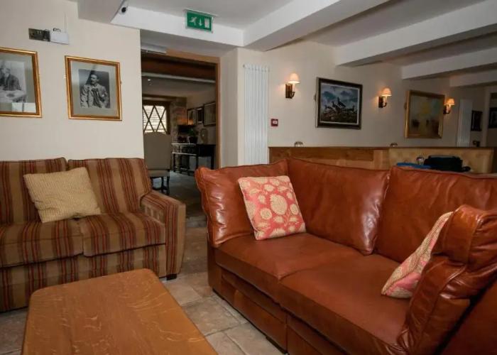 The Fleece Inn