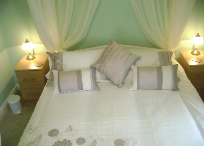 Stunning Coastal Country Cottage 2 Beds Sleeps 5