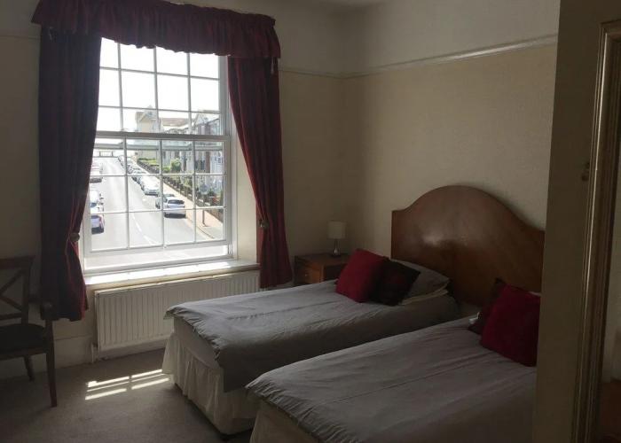 Wellington Hotel