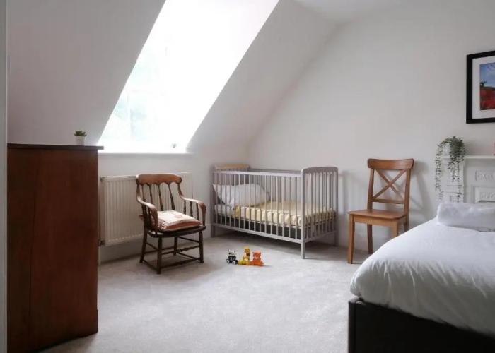 Contemporary 2 Bedroom Flat in Lewes