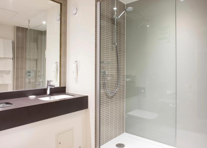 Holiday Inn Lincoln by IHG