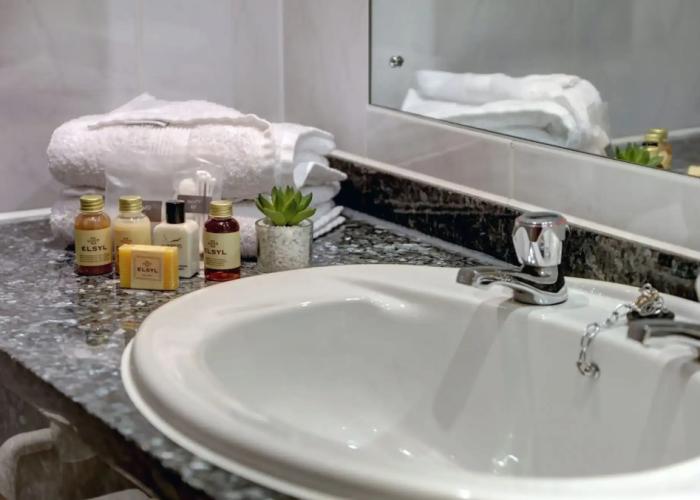 Best Western Plus Bentley Hotel & Spa