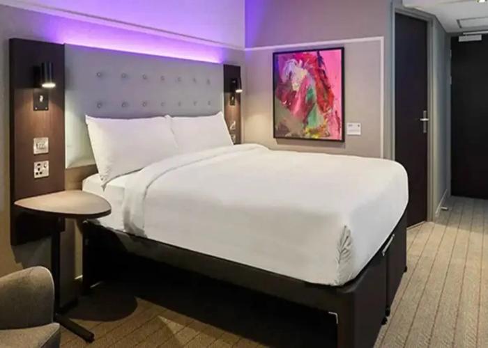 Premier Inn Lincoln City Centre