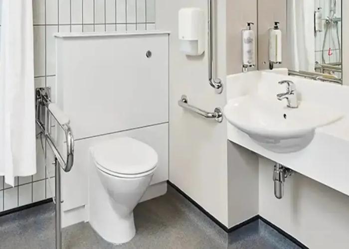 Premier Inn Lincoln City Centre
