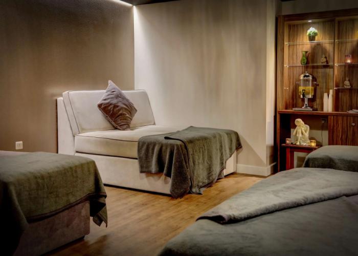 Best Western Plus Kenwick Park Hotel