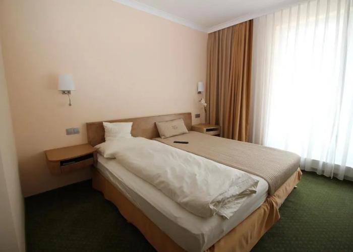 Lindemann Hotel