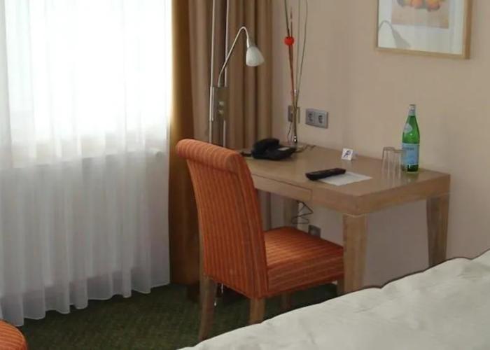 Lindemann Hotel