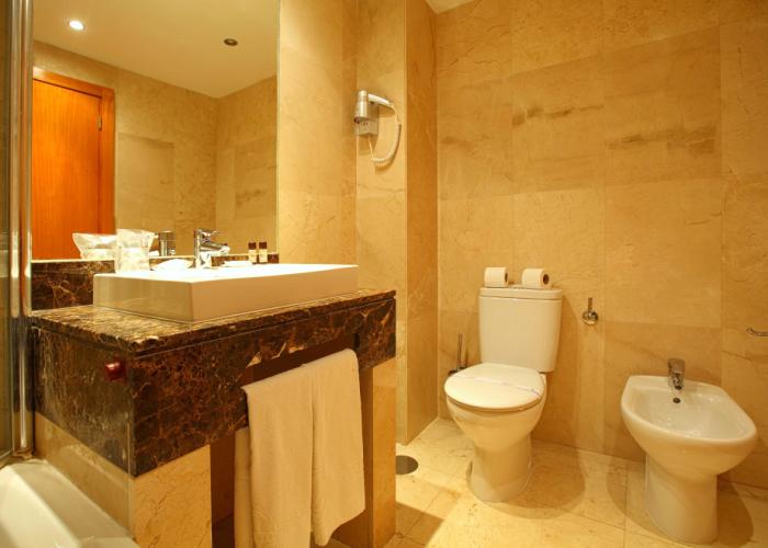 Topazio Vibe Beach Hotel & Apartments - Adults Friendly