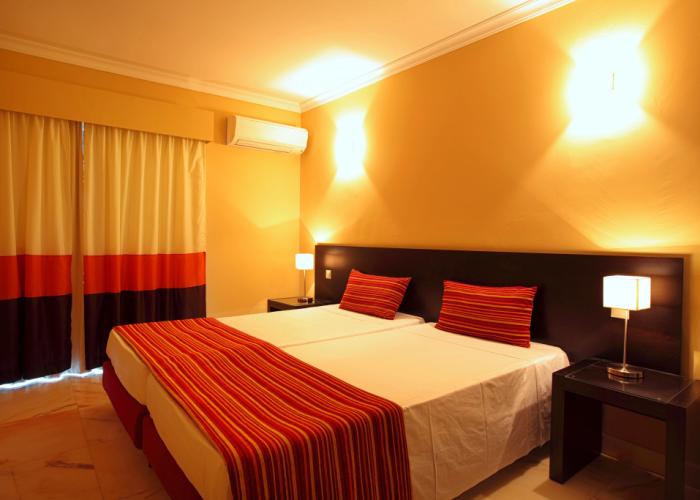 Topazio Vibe Beach Hotel & Apartments - Adults Friendly