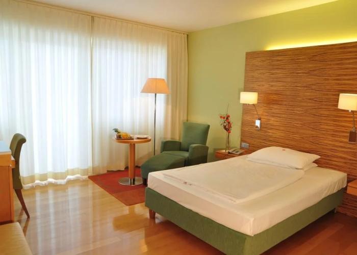 Reduce Hotel Vital
