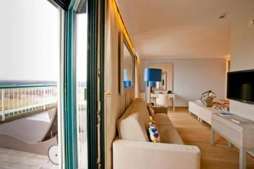 Reiters Supreme Hotel