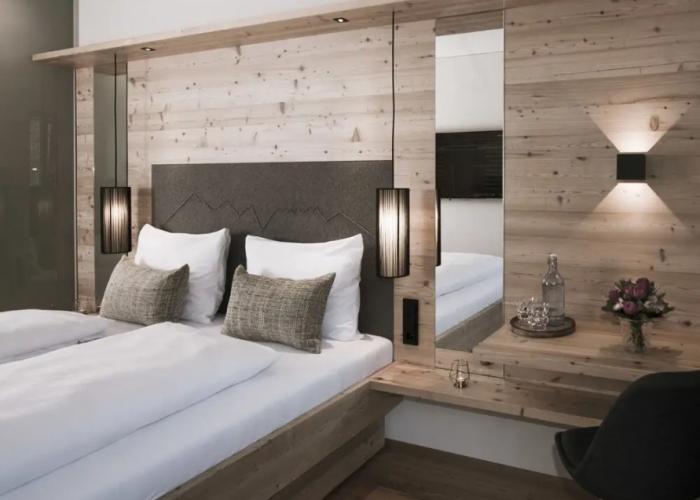 Tirol Lodge