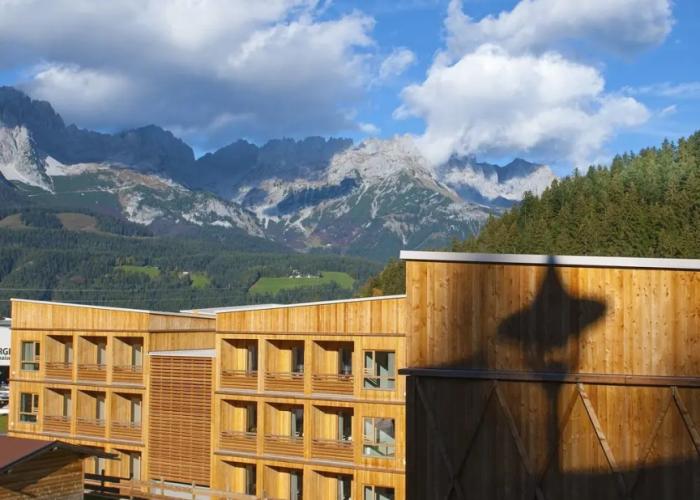 Tirol Lodge