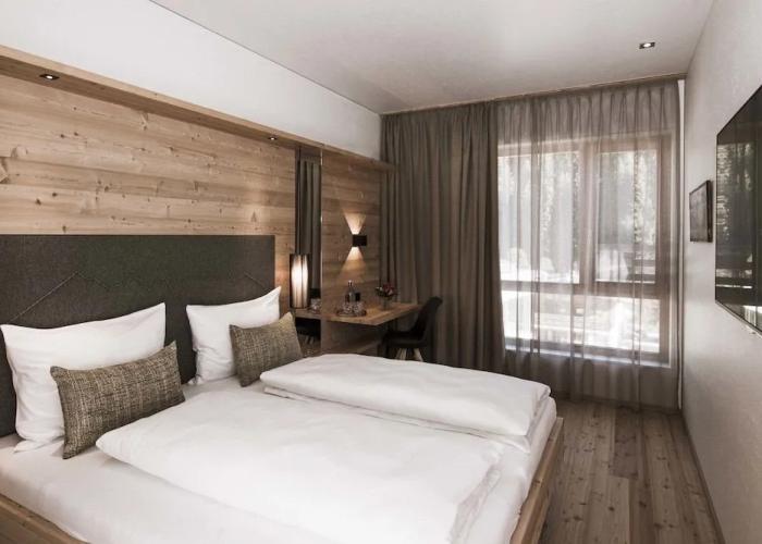 Tirol Lodge