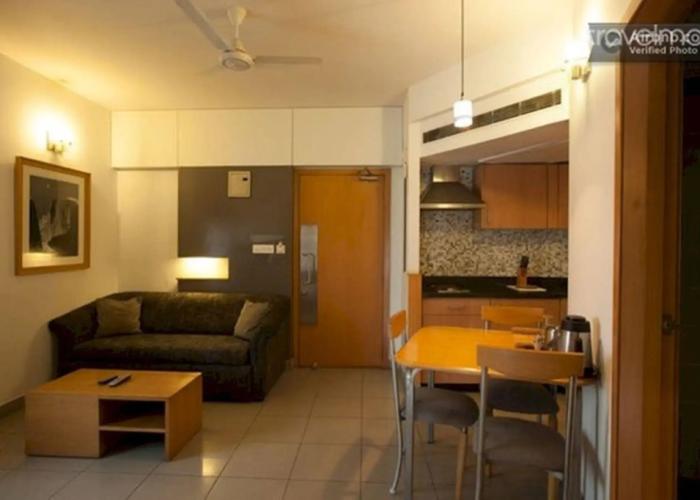 Tristar Service Apartments