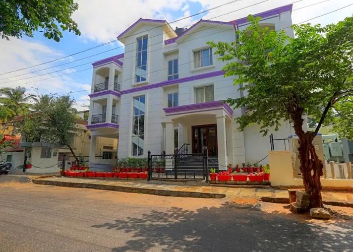 Hotel Lilac