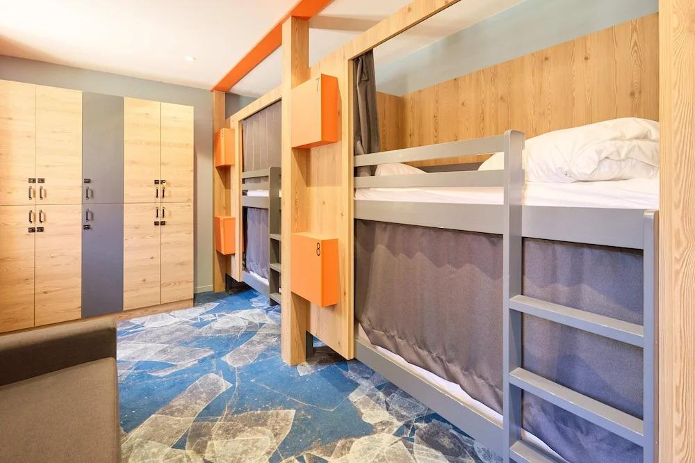 фото Base Camp Lodge - Albertville