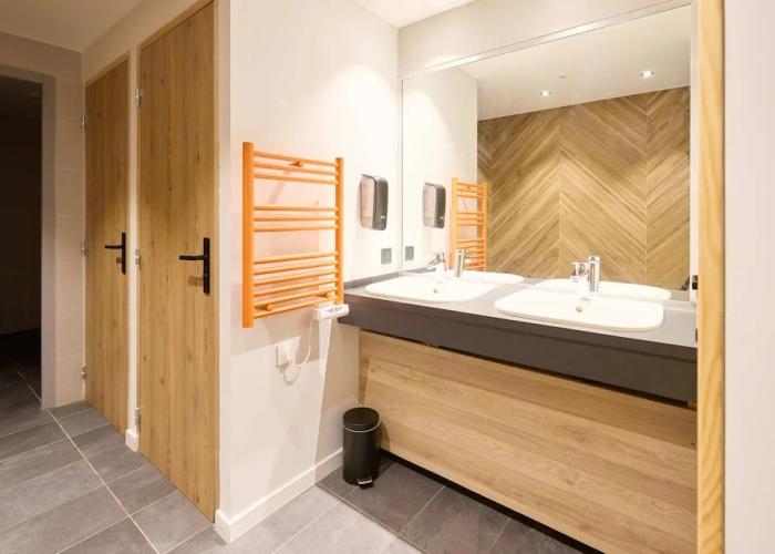 Base Camp Lodge - Albertville