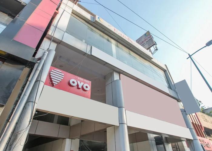 OYO 461 New Rainbow Business Hotel
