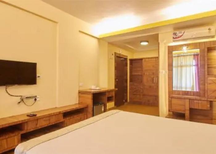 Mak Hotel