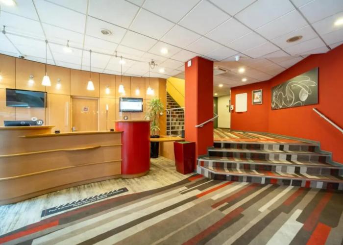 B&B HOTEL Amiens Centre Cathédrale