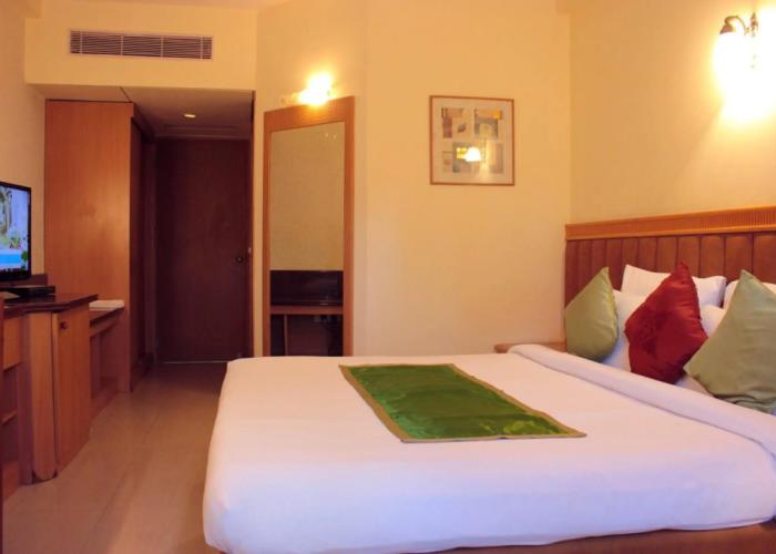 Highgates Hotel