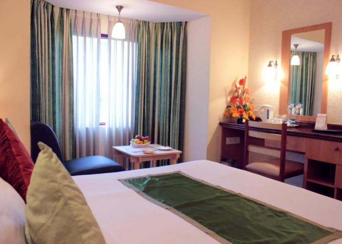 Highgates Hotel