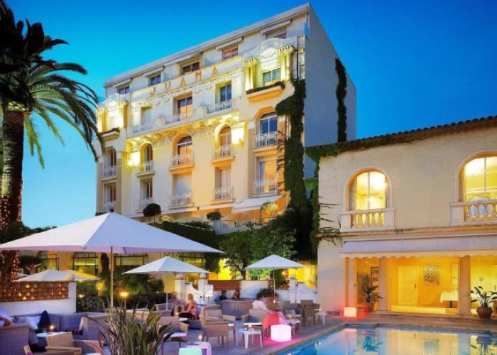 Hotel Juana