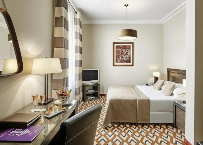 Hotel Juana