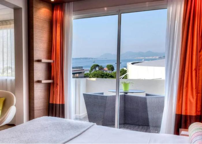 AC Hotel by Marriott Ambassadeur Antibes - Juan Les Pins