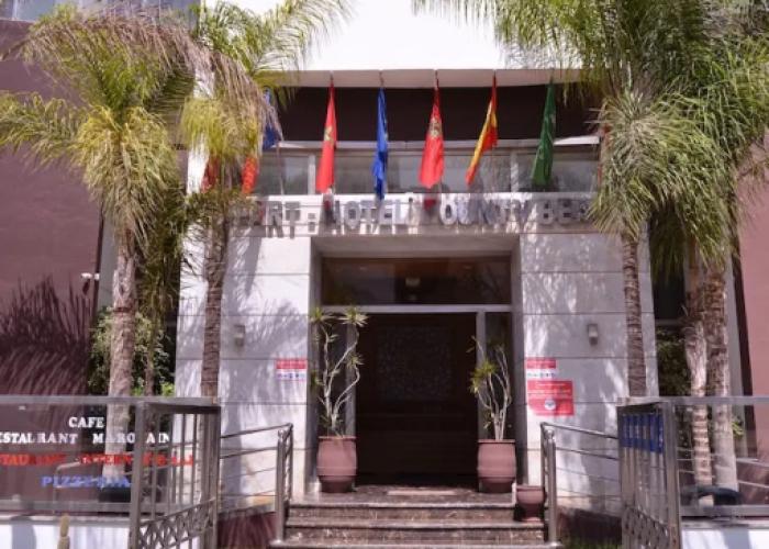 Sourebou Chez Appart Hotel Founty Beach