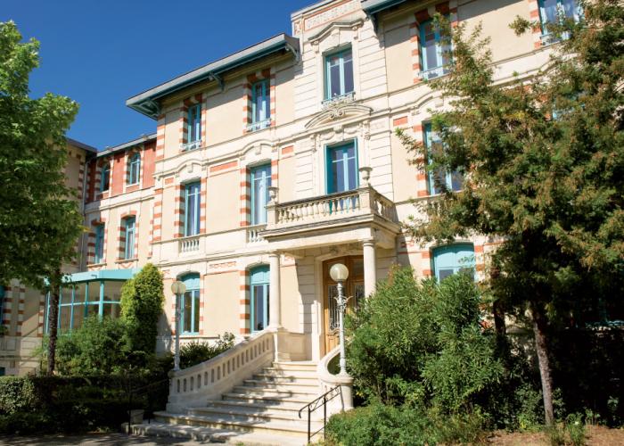 Résidence de Tourisme Vacances Bleues Villa Régina