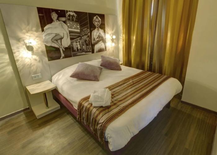 Hotel Arles Plaza