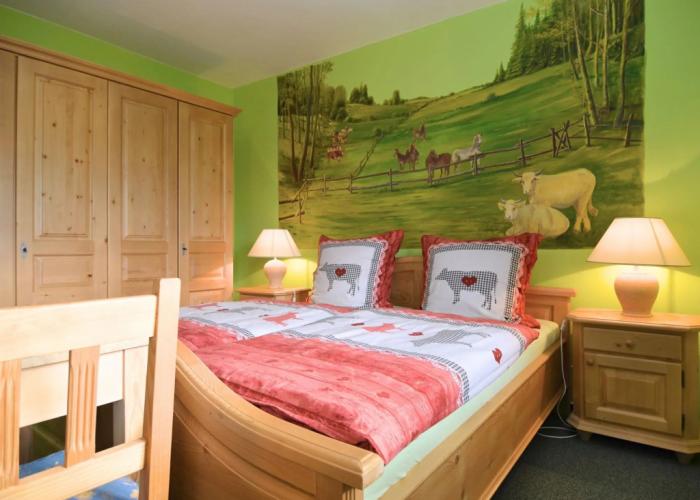 Spacious Villa near Forest in Buchet