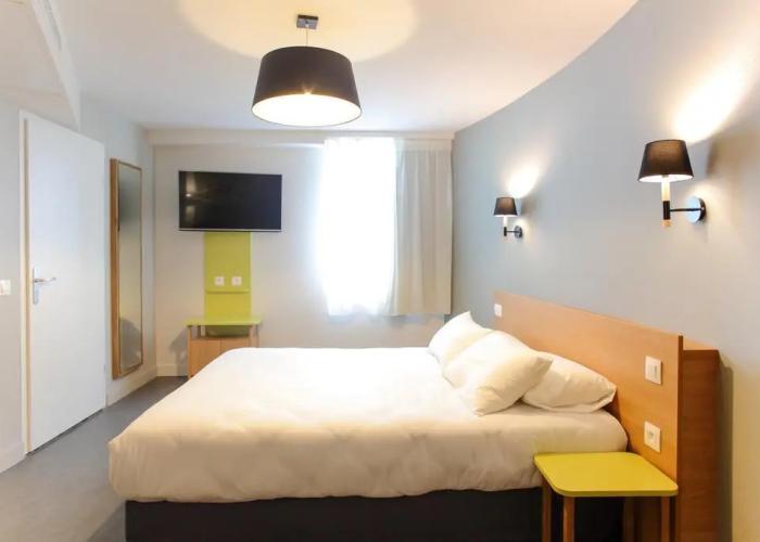 Reseda Hotel