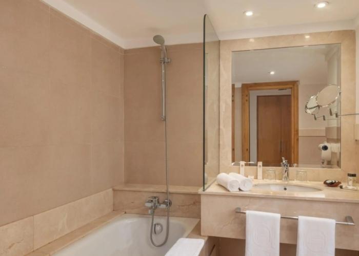 Best Western Odyess Park Hotel