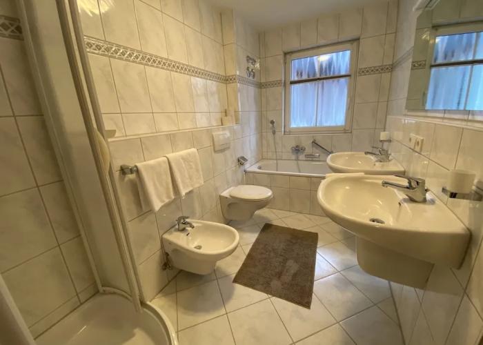 Hotel Zartenbach B&B