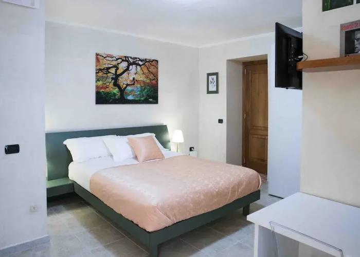 Vittoria Guest House - Salerno