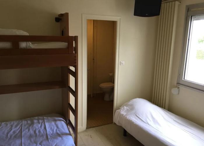 CRJS et Auberge de Jeunesse - Hostel