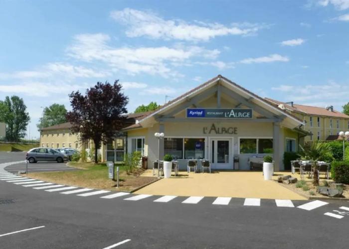 Hotel Kyriad Lyon Est - Bron Eurexpo Le Cottage