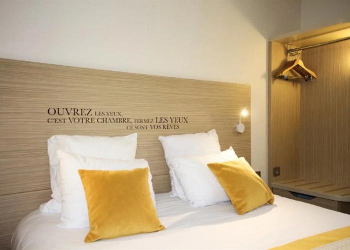 Hotel Kyriad Lyon Est - Bron Eurexpo Le Cottage