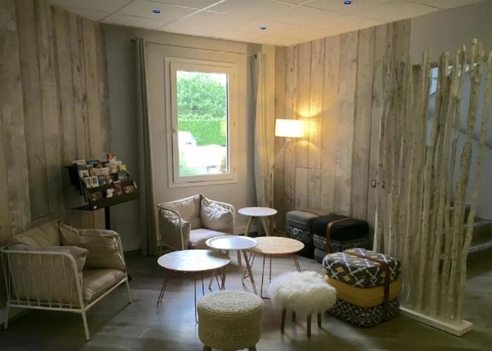Hotel Kyriad Lyon Est - Bron Eurexpo Le Cottage