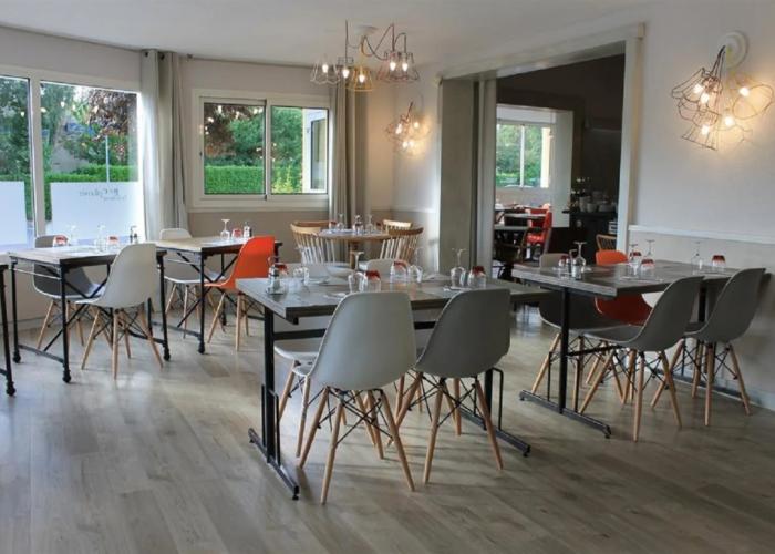 Hotel Kyriad Lyon Est - Bron Eurexpo Le Cottage